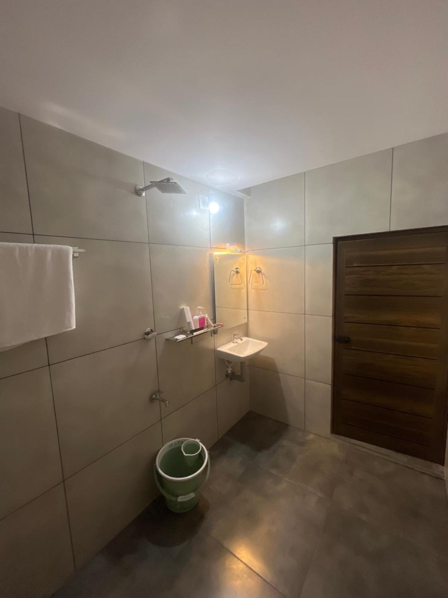 Hotel Le Marina Residency โคชิโคด ภายนอก รูปภาพ