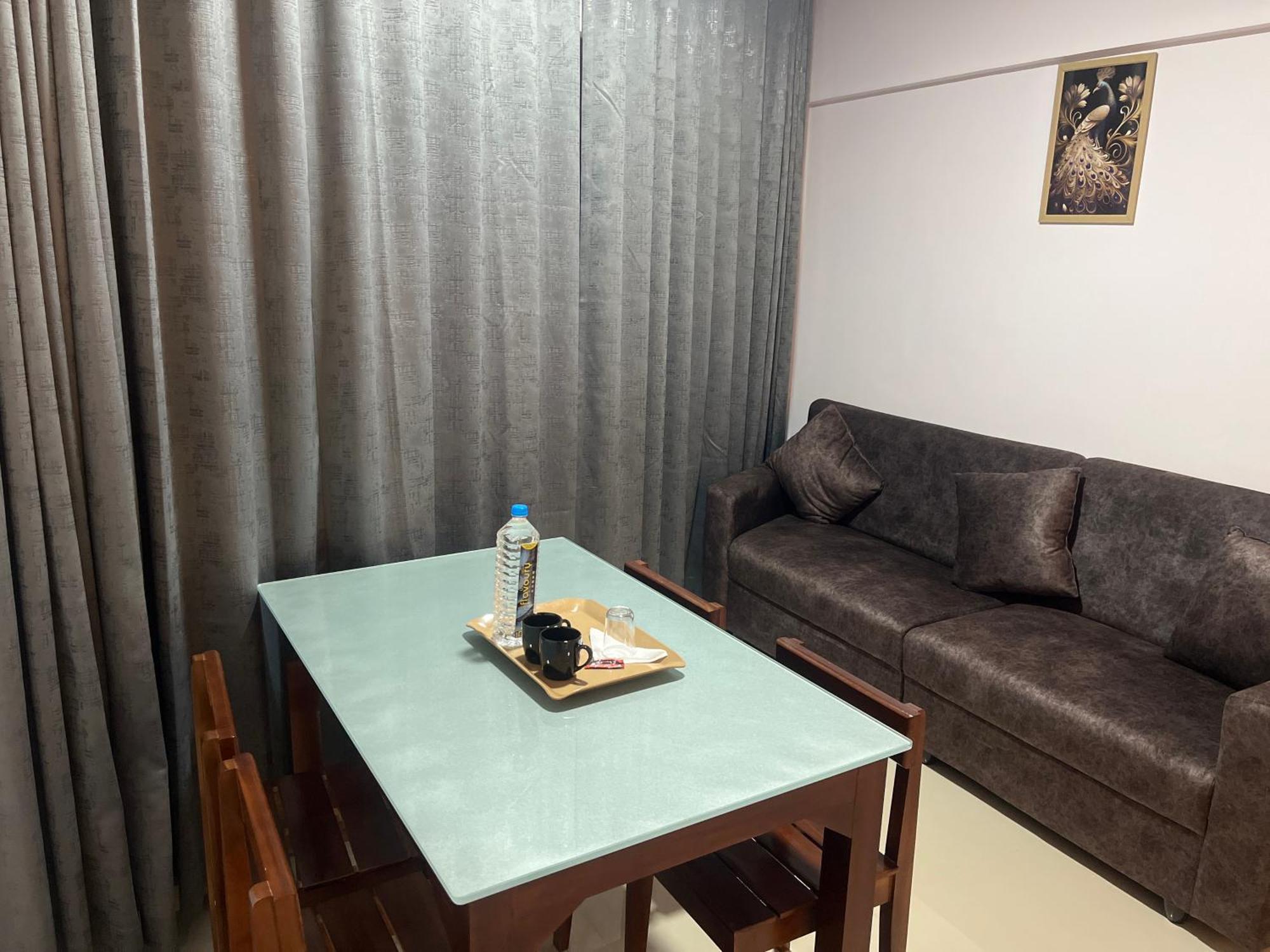 Hotel Le Marina Residency โคชิโคด ภายนอก รูปภาพ