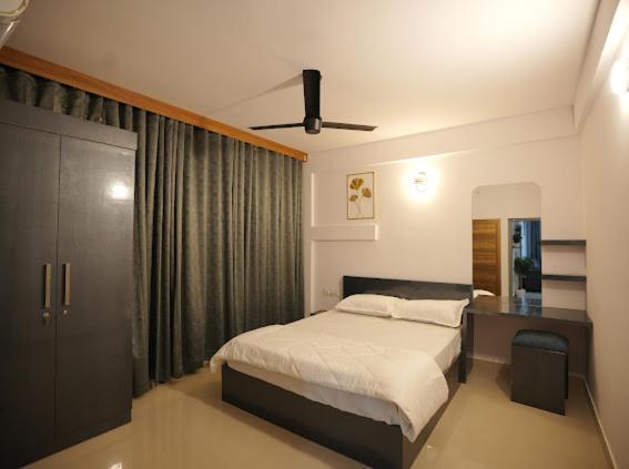 Hotel Le Marina Residency โคชิโคด ภายนอก รูปภาพ