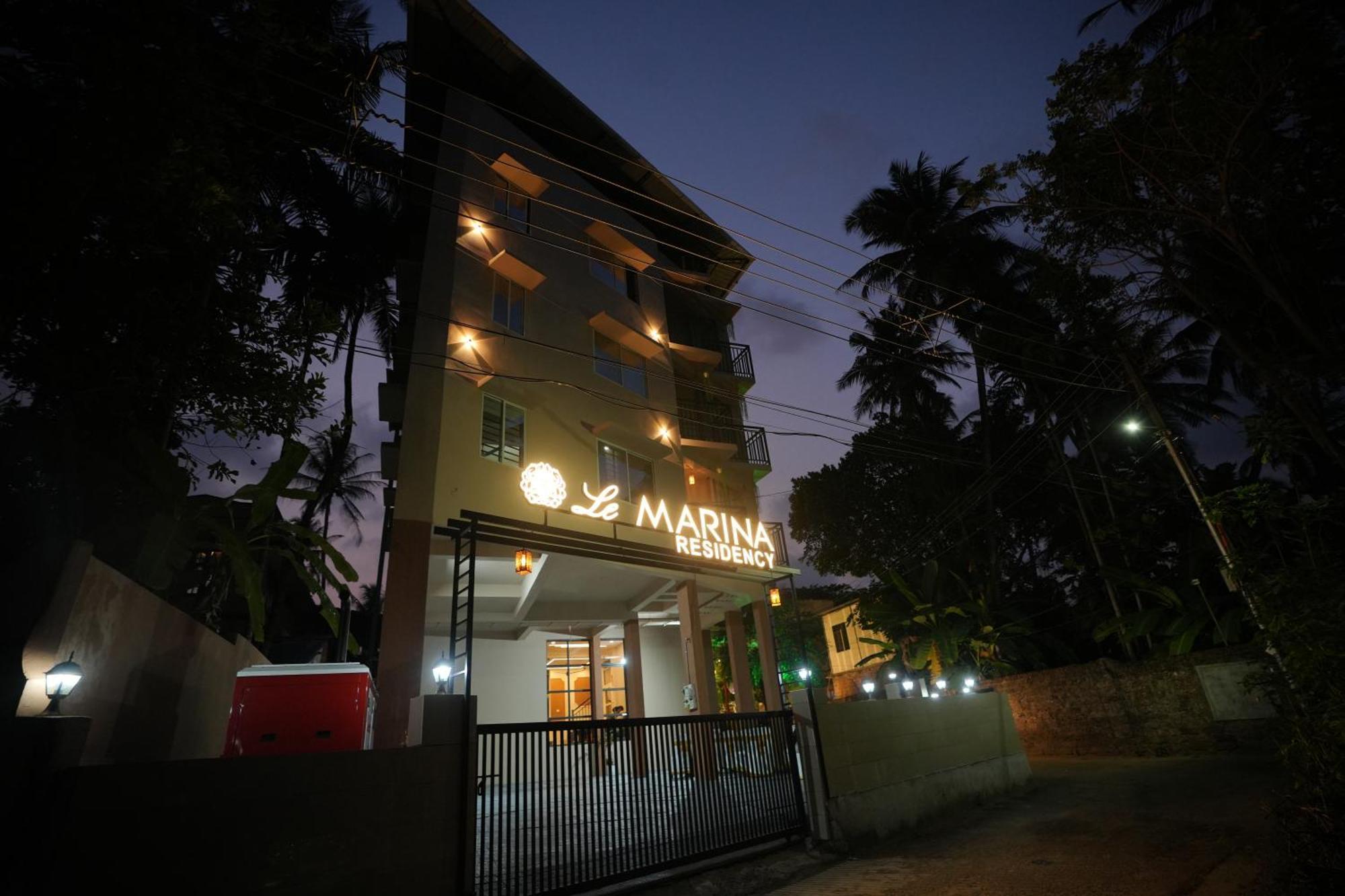Hotel Le Marina Residency โคชิโคด ภายนอก รูปภาพ